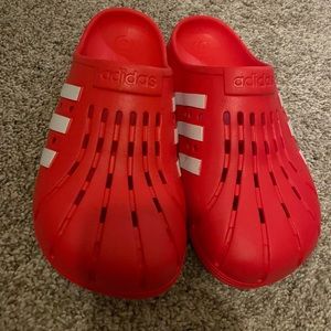 Adidas red clogs size Women’s 9